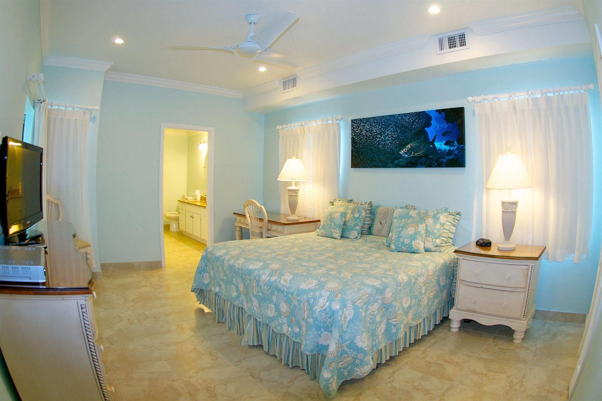 Compass Point Dive Resort Gun Bay Exterior foto